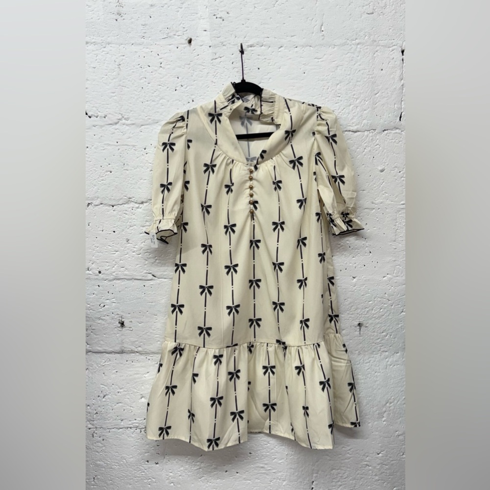 Charming Cream and Black Bow Dress with Pockets